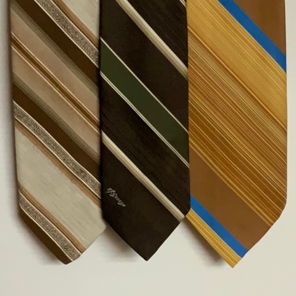 Vintage Men’s Neckties (3) Assorted Ties
